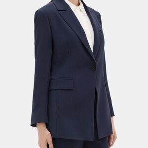 NWT Theory women's Max C suit in navy color size 2